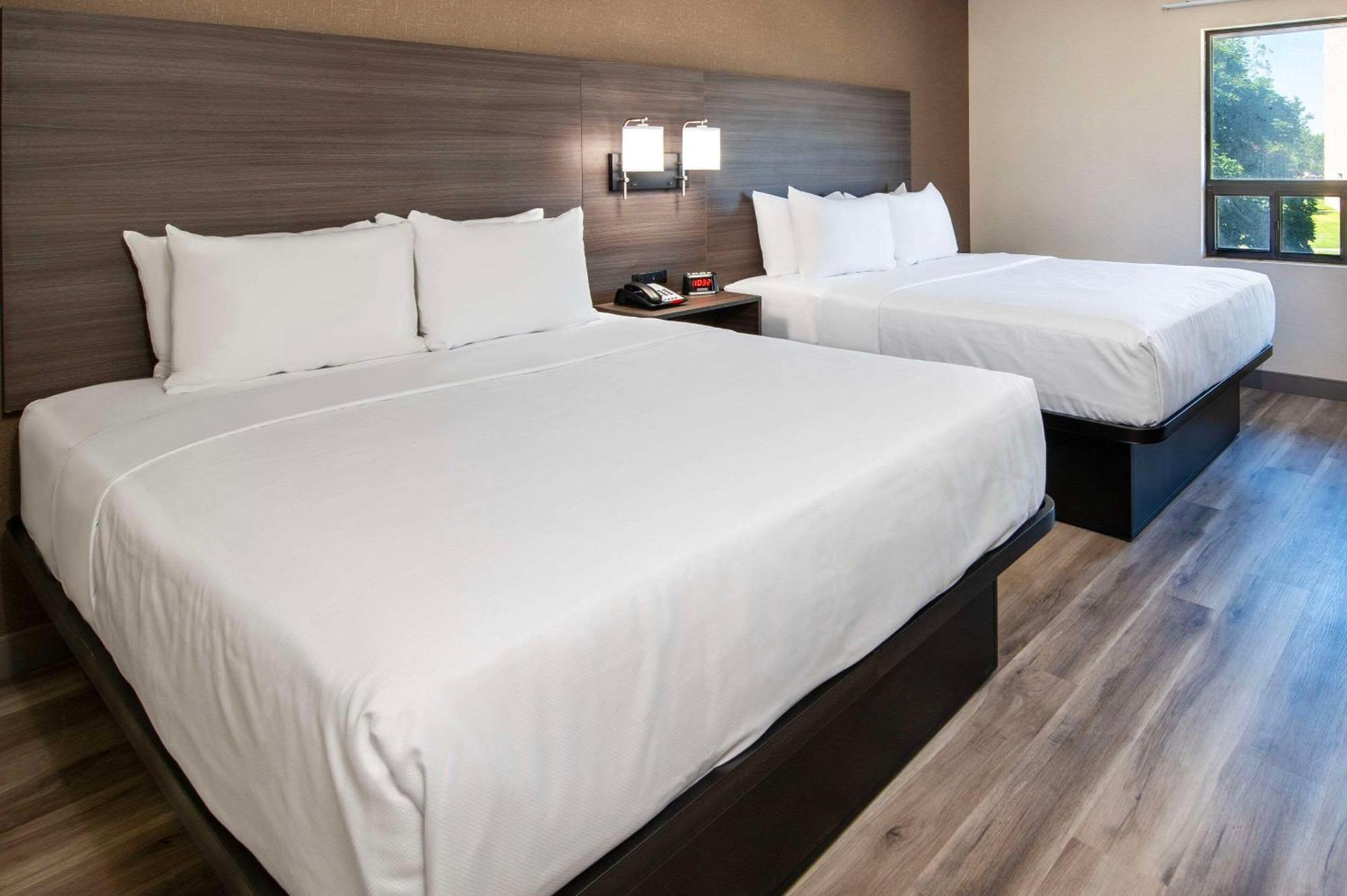 Quality Inn Chatham-Kent Exterior foto
