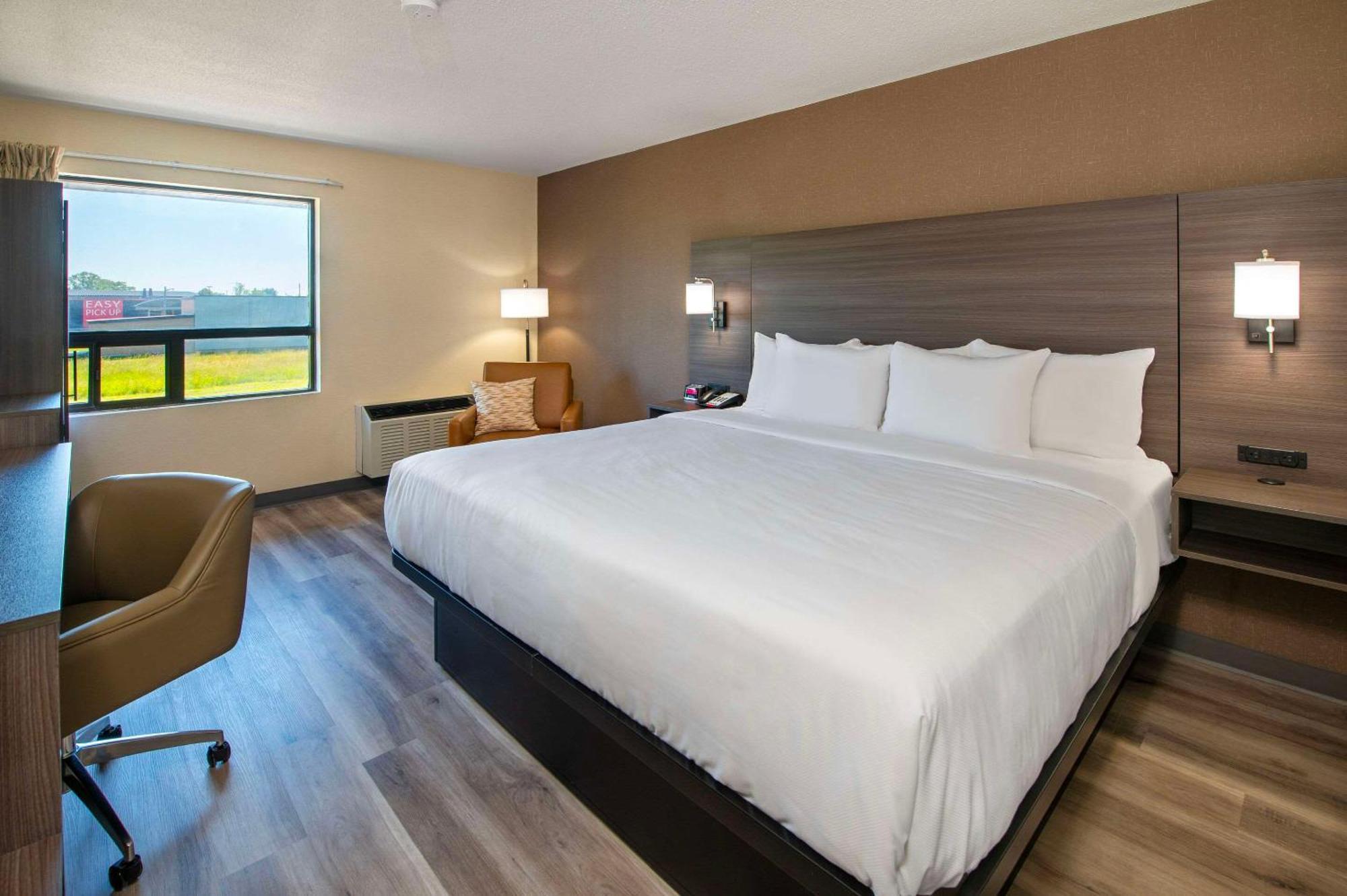 Quality Inn Chatham-Kent Exterior foto